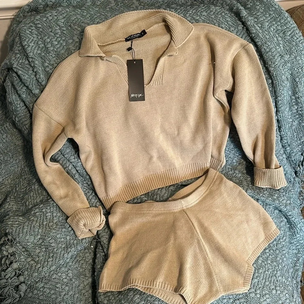 Nasty Gal Beige Knit Pullover Top & Shorts Loungewear Set